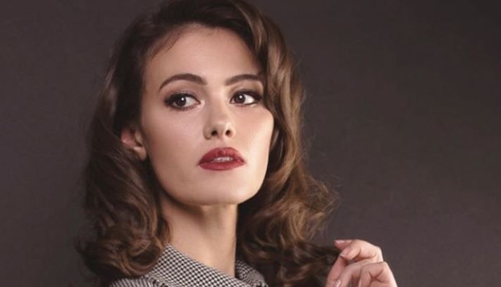 Gülper Özdemir Kimdir? Nereli – Boyu – Yaşı – Dizileri – Ailesi 2