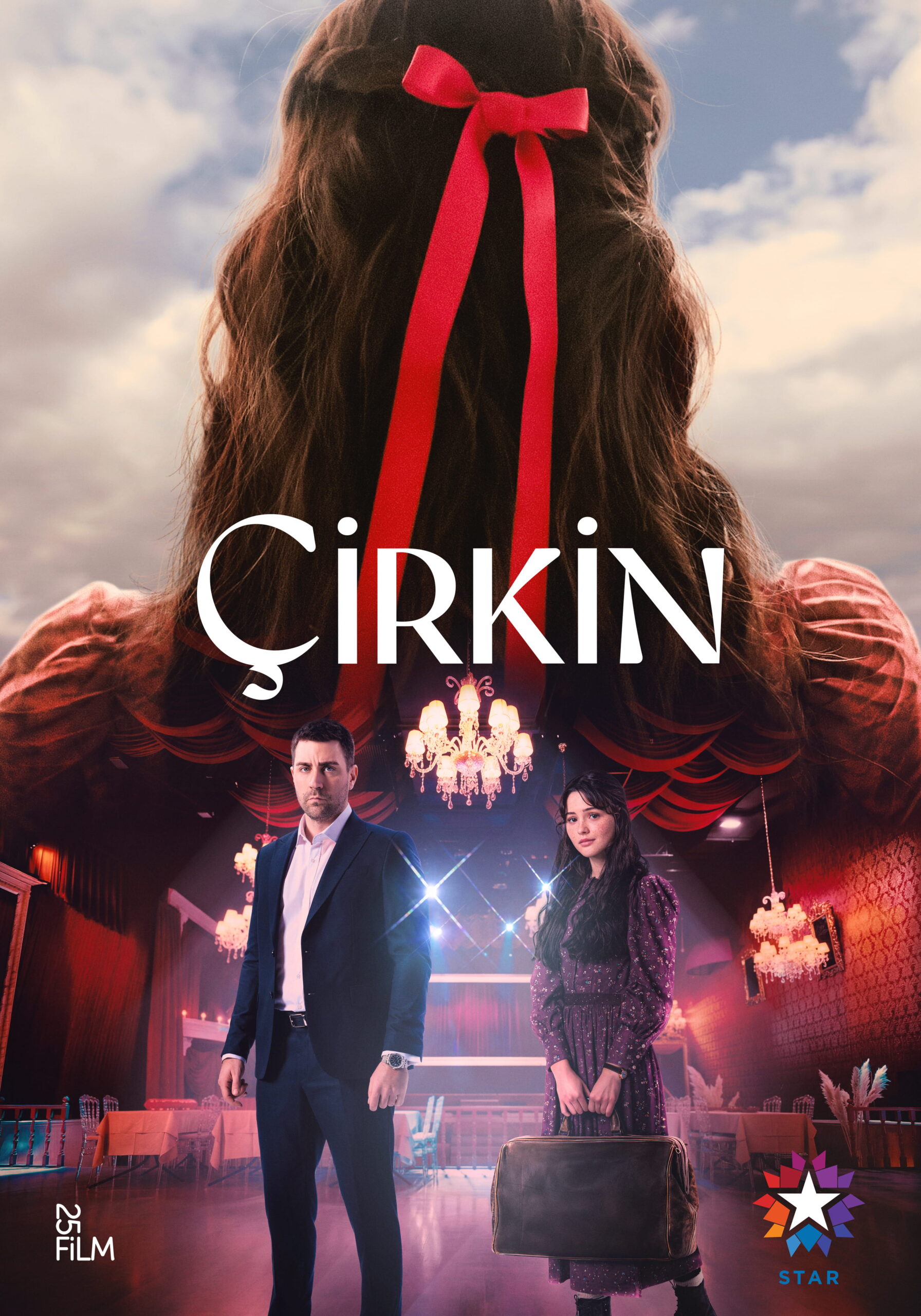 Çirkin dizisinin afişi dikkatleri çekti! 1