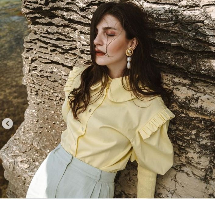 Naz Çağla Irmak Kimdir? Nereli – Boyu – Yaşı – Dizileri – Ailesi 2