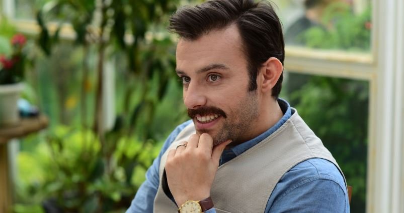 Sakıncalı Dizisi Çetin Eroğlu Kimdir? Salih Bademci Kaç Yaşında? Aslen Nereli, Eşi Kim? 6