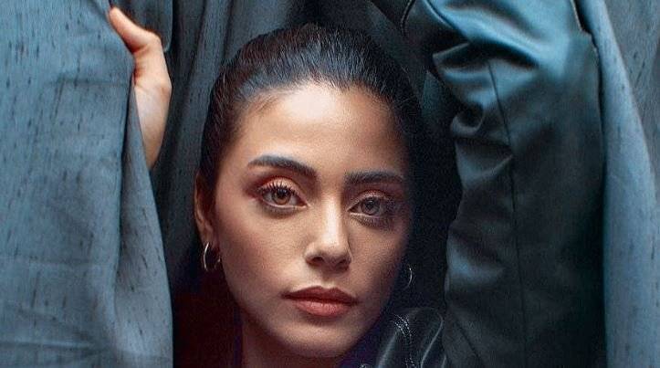 Sıla Türkoğlu - Doktor Başka Hayatta Elif Kimdir? Hayatı ve Oyunculuk Kariyerinin Bilinmeyenleri 2